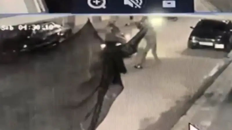 Brutal ataque con arma blanca a mujer en Meta quedó en video