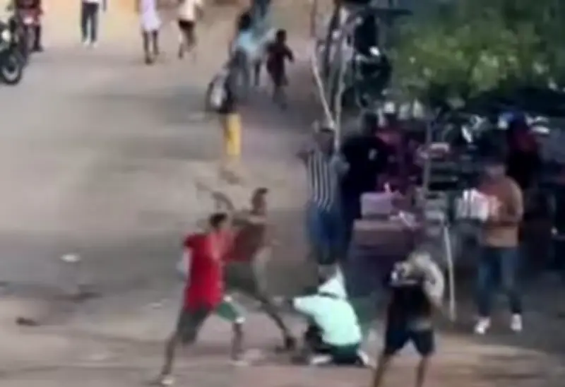 Brutal golpiza en fiestas patronales de Bolívar deja a hombre gravemente herido