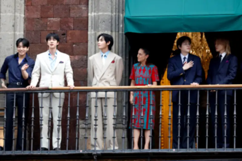 BTS abarrota el Zócalo en su regreso a México
