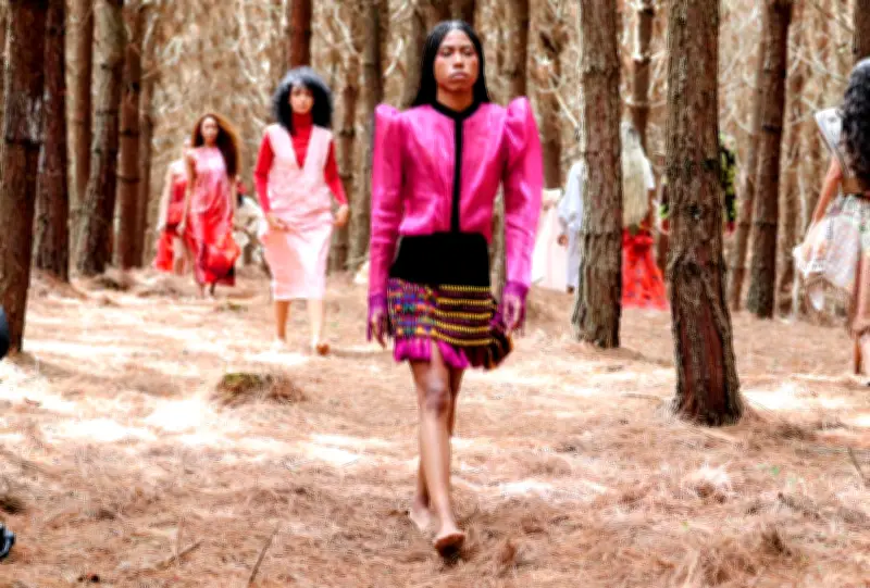 Cali Distrito Moda 2026 inicia con pasarela en La Cumbre, Valle
