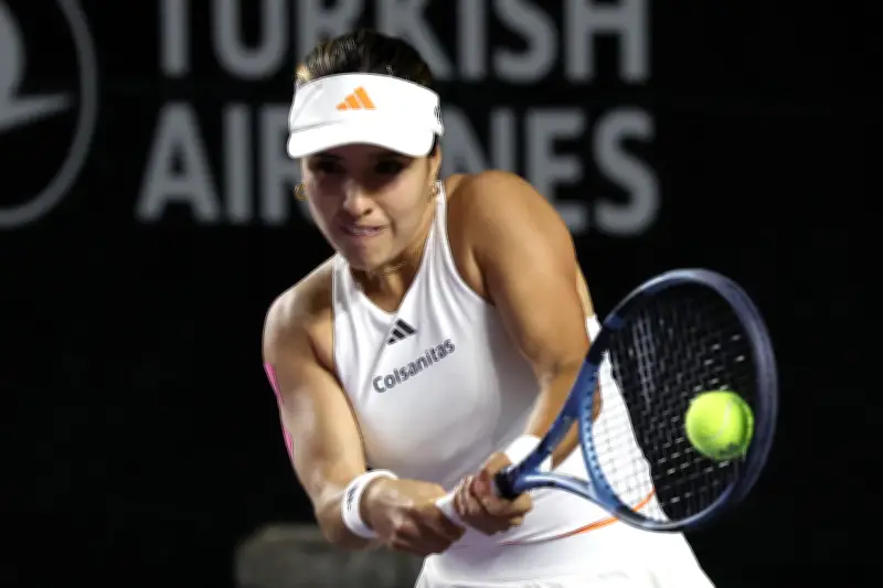 Camila Osorio avanza a cuartos en Rabat; Emiliana Arango eliminada