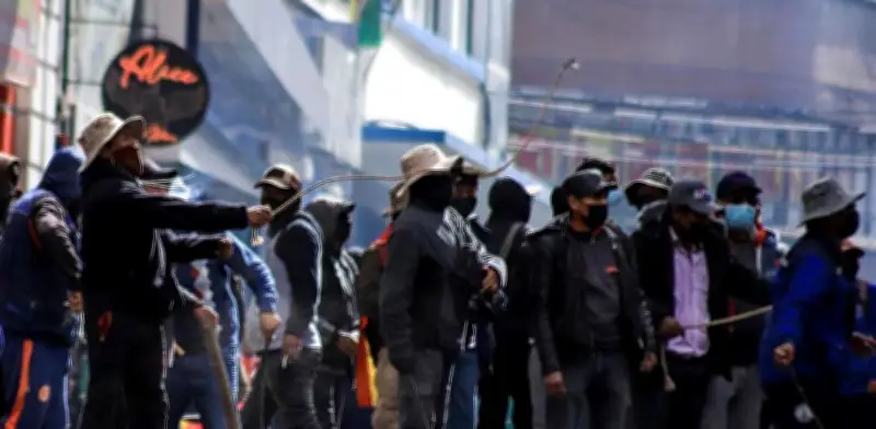 Capturan a líder sindical en Bolivia acusado de instigar protestas violentas