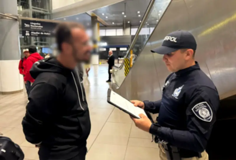 Capturan en Bogotá a fugitivo kosovar buscado por Interpol desde 2019