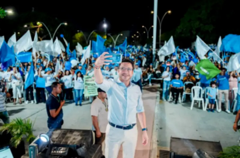 Carlos Caicedo recibe multitudinario apoyo en Santa Marta
