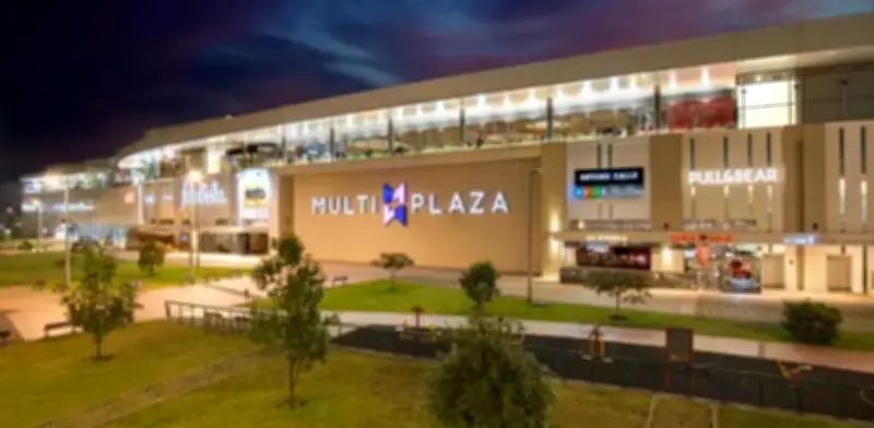 Centro comercial busca rostros reales para campaña futbolera