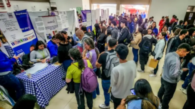 CNSC abre más de 1.000 vacantes para empleos públicos en 29 entidades