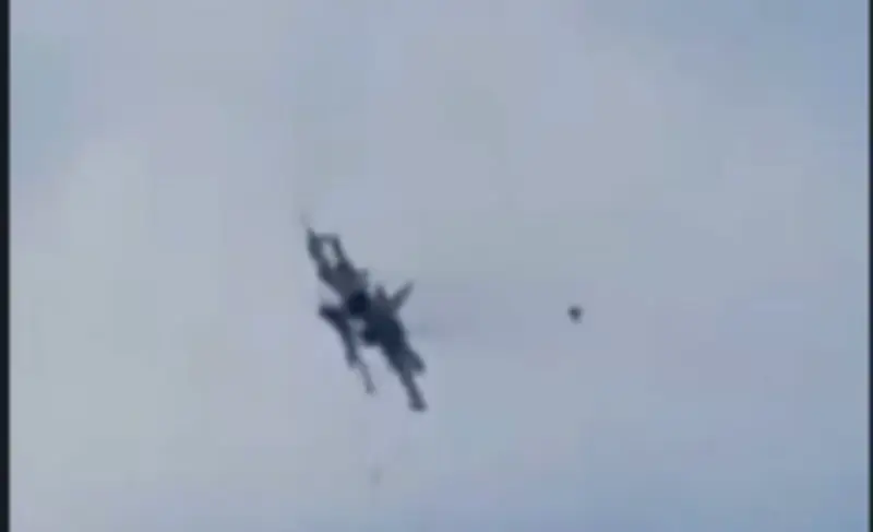 Colisión de dos aviones de combate en espectáculo aéreo en Idaho