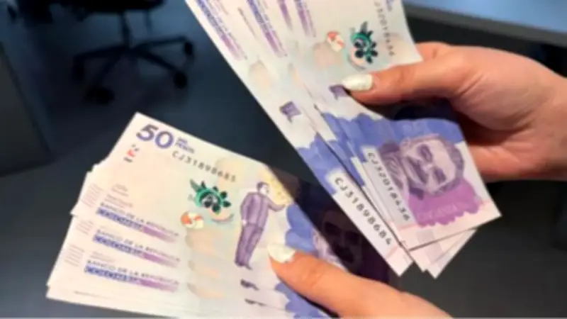 Colombia reduce deuda en 100 billones con operación en francos suizos