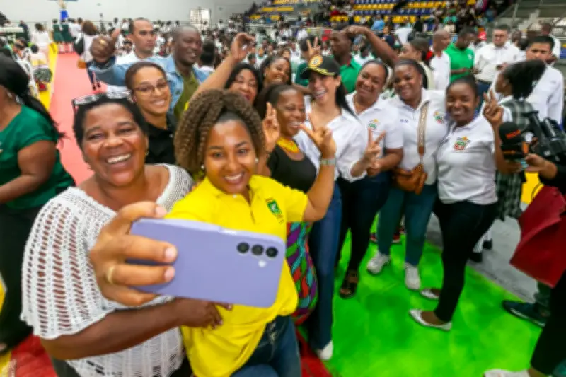 Colombia supera meta de un millón de personas formadas en habilidades digitales