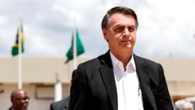 Congreso de Brasil reduce condena de Bolsonaro y desafía a Lula