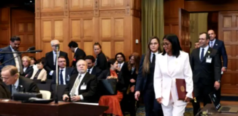 Delcy Rodríguez ante la CIJ: Venezuela no reconoce decisiones de la corte sobre el Esequibo