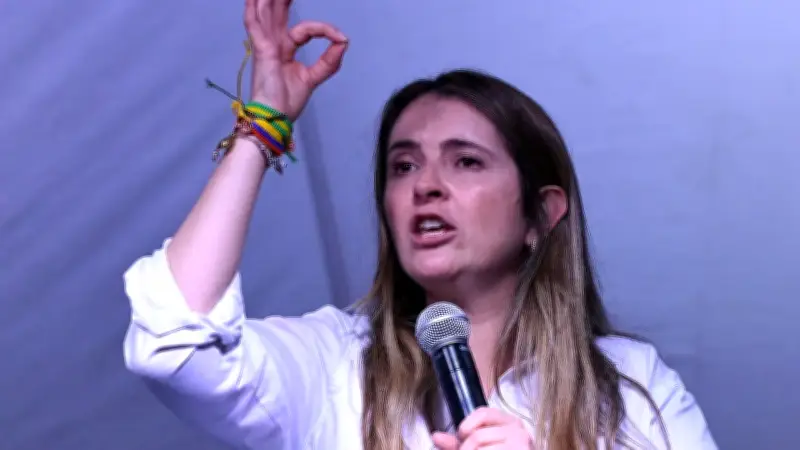 Denuncian hackeo al celular de la senadora Paloma Valencia en plena campaña