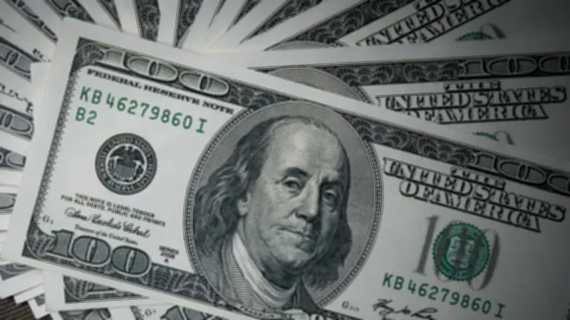 Dólar en Colombia cerró con fuerte caída este miércoles 20 de mayo de 2026