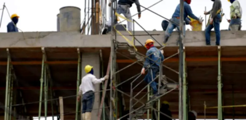 Economía colombiana crecería 2,5 % en primer trimestre, pero inversión sigue débil