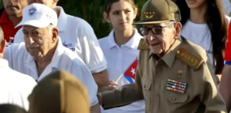 EE.UU. considera acusar a Raúl Castro por derribo de aviones en 1996