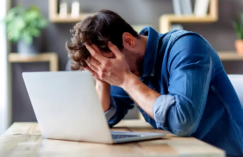 El estrés laboral y los jefes tóxicos: una crisis silenciosa en el trabajo