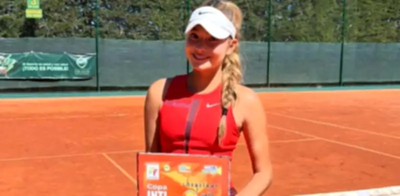 Emanuela Lares conquista su segundo título junior en Bolivia