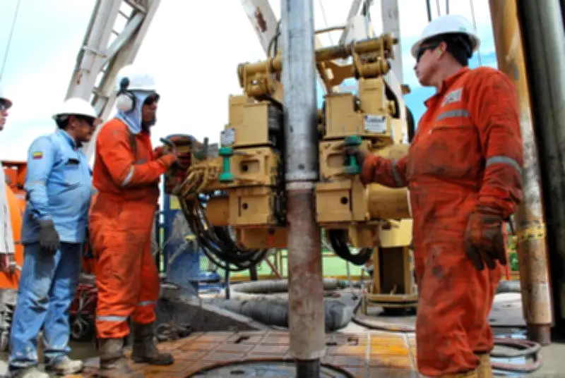 Explosión en planta de PDVSA en el Lago de Maracaibo deja seis trabajadores lesionados