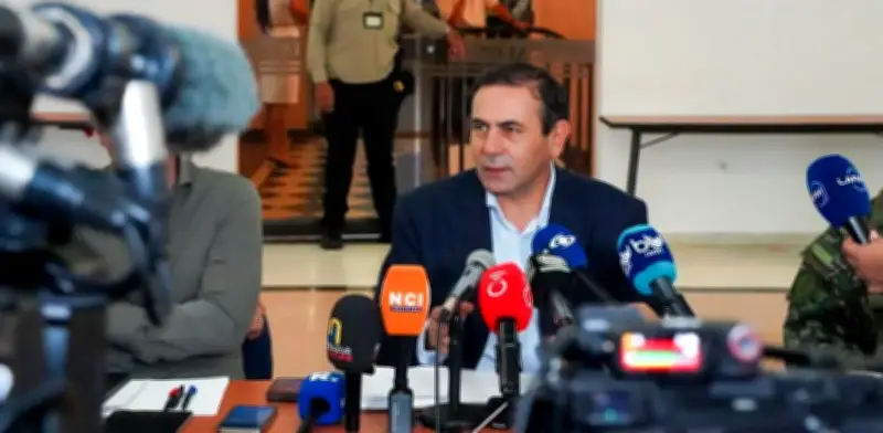 Extorsión, quema de buses y riesgo electoral: el reto de seguridad en Santander