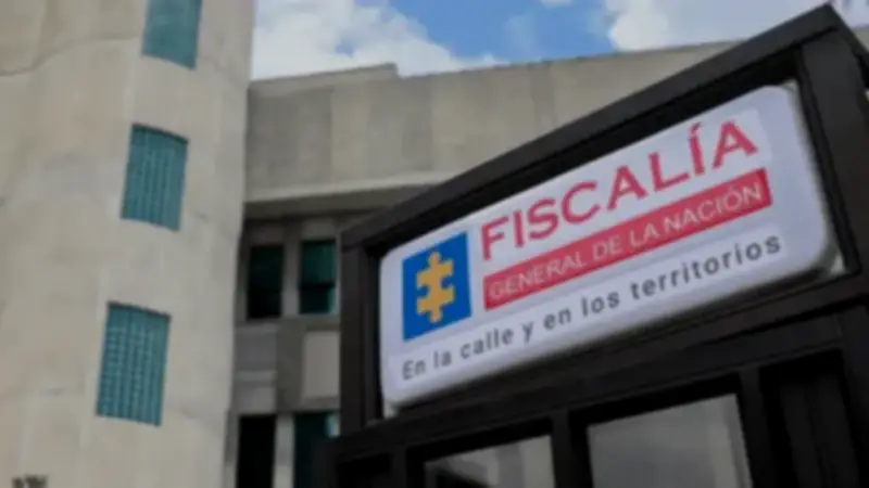 Fiscalía fortalece investigación de crímenes contra periodistas en Colombia