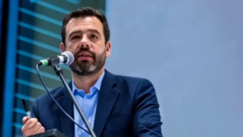 Galán califica de tensa y compleja la relación con el Gobierno nacional
