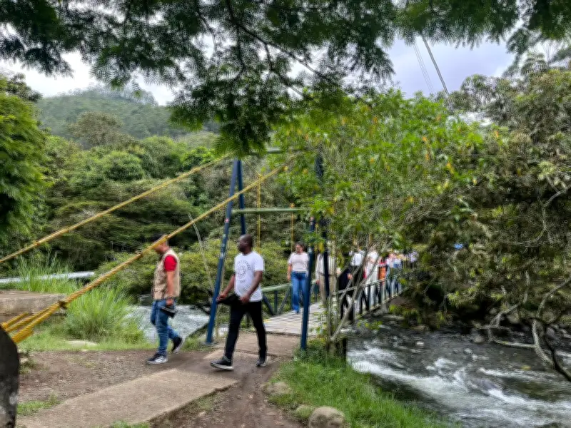 Gestores ambientales fomentan reciclaje en el Ecoparque Pance de Cali