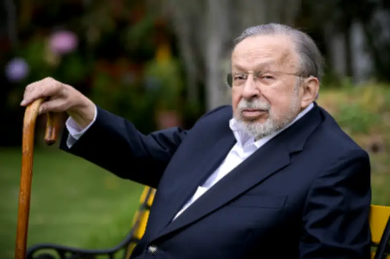 Héctor Osuna: 65 años de caricatura y arte en Colombia