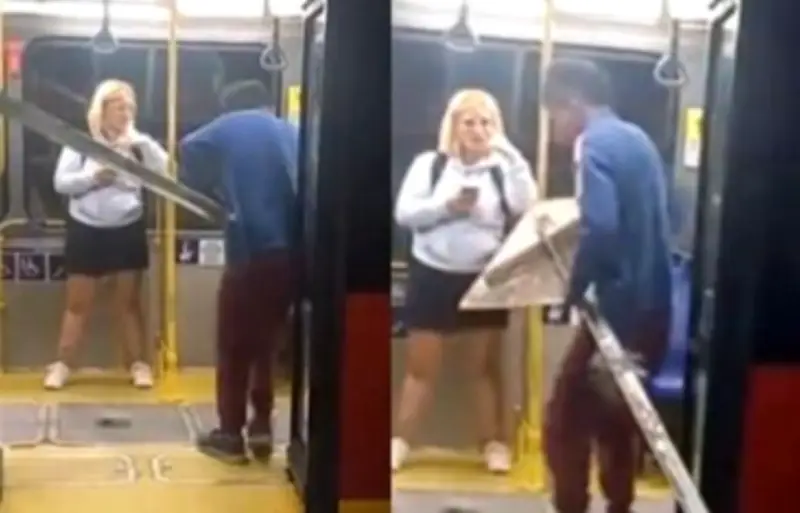 Hombre intenta subir señal de tránsito a bus de TransMilenio, generando indignación