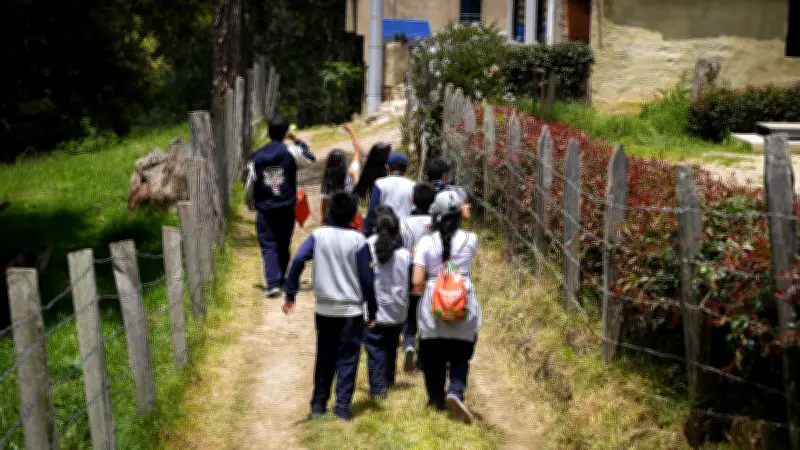 ICAM: el colegio rural que encontró en la ciencia una respuesta a la minería