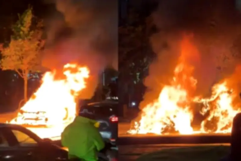 Incendio destruye camioneta BMW X5 en el norte de Bogotá