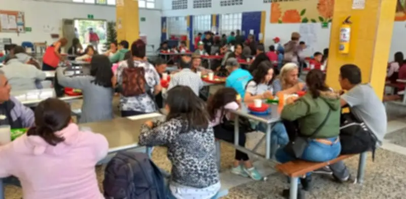 Inflación golpea más a 5,2 millones de hogares vulnerables y amenaza con devolverlos a la pobreza