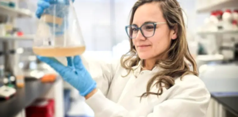 Ingeniera colombiana crea cacao en laboratorio y gana premio Edison