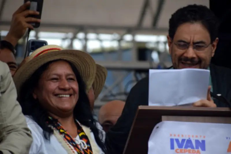 Iván Cepeda exige a Paloma Valencia pedir perdón a pueblos indígenas