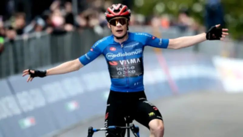 Jonas Vingegaard gana la etapa 9 del Giro de Italia y Eulálio sigue líder
