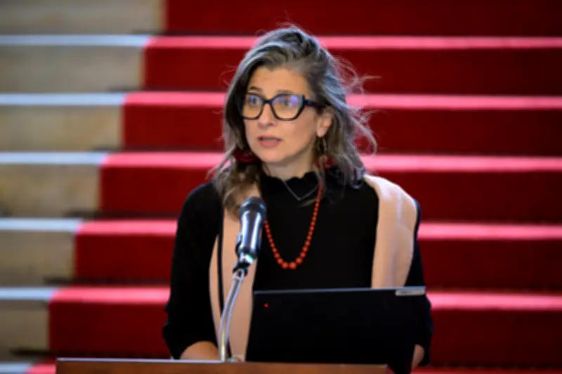 Juez en EE.UU. suspende sanciones de Trump contra relatora de ONU Francesca Albanese