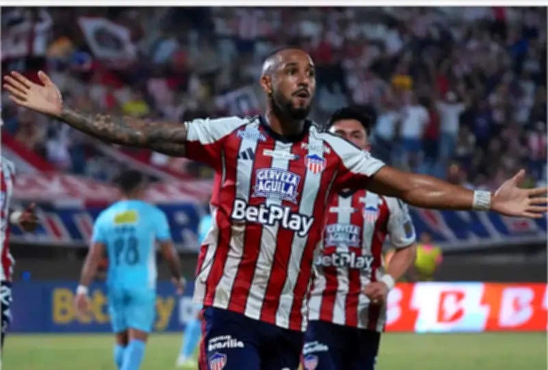 Junior de Barranquilla avanza a semifinales tras empatar con Once Caldas