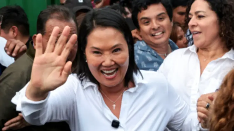 Keiko Fujimori lidera intención de voto rumbo al balotaje en Perú
