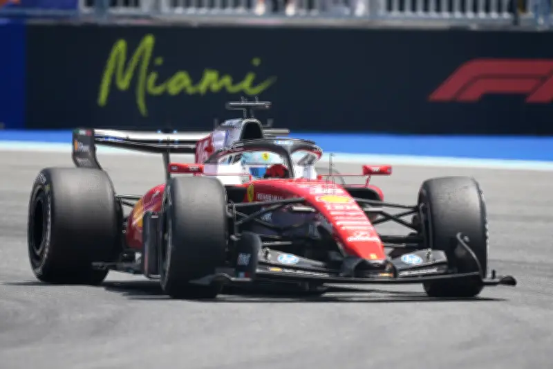 Leclerc domina el único ensayo del GP de Miami