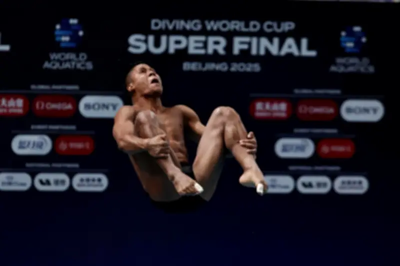 Luis Felipe Uribe busca su primer podio en la Superfinal de Pekín