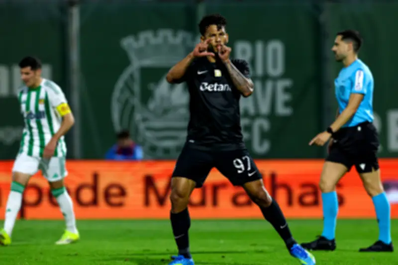 Luis Suárez anota y Sporting vence 1-4 al Rio Ave en Liga de Portugal