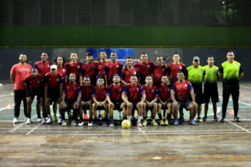 Álvaro Chico respalda a Real Cartagena futsal en su primer triunfo local