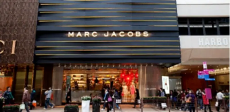 LVMH vende Marc Jacobs a WHP Global y G-III por cerca de 1.000 millones de dólares