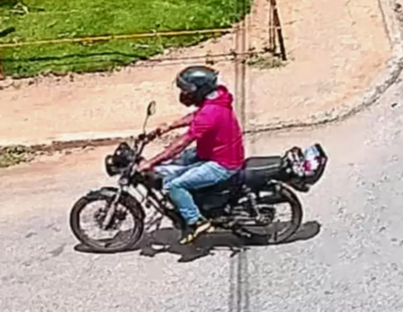 Madre y su hija fueron víctimas de violento robo en moto en Bucaramanga