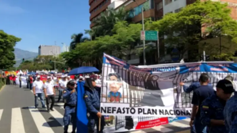Marchas del Día del Trabajo en Medellín con presencia de Gustavo Petro