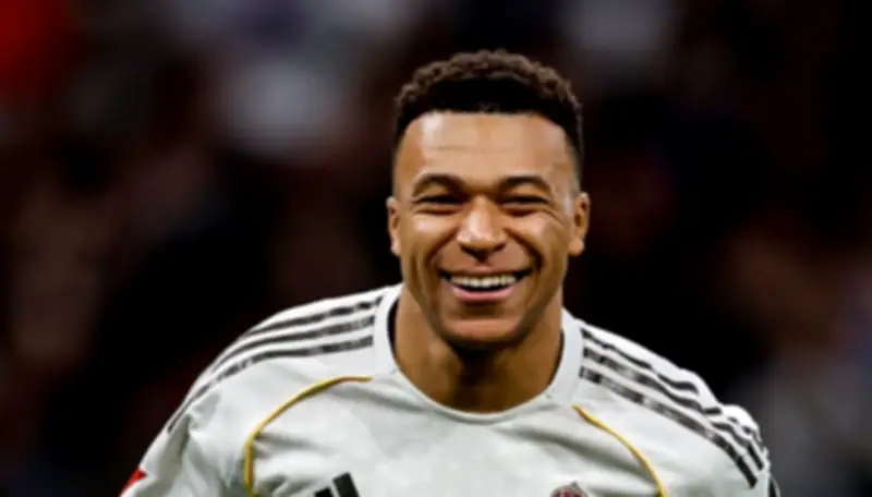 Mbappé desata polémica al decir que Arbeloa lo considera cuarto delantero