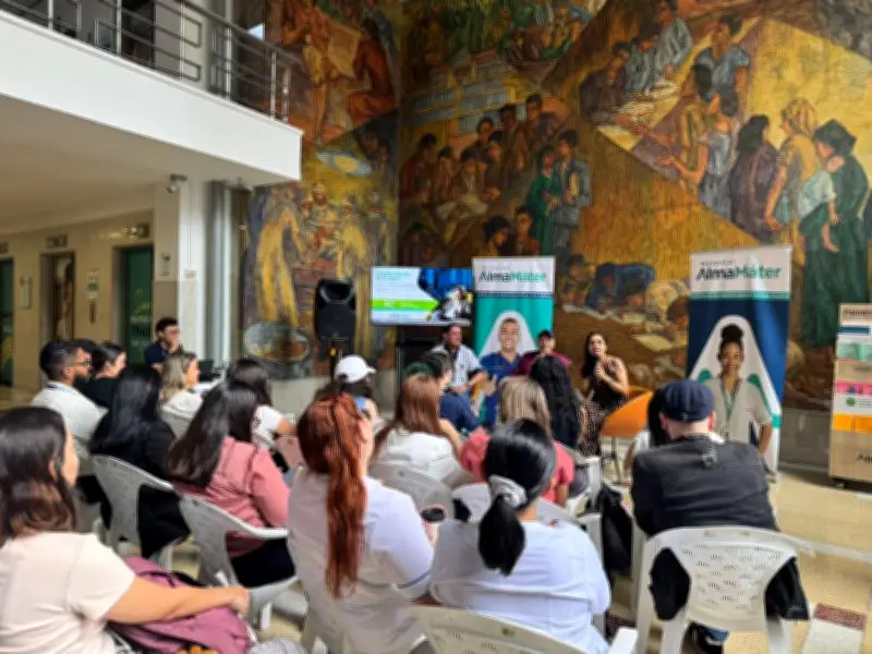 Médicos del Hospital Alma Máter denuncian crisis crítica y suspenden servicios