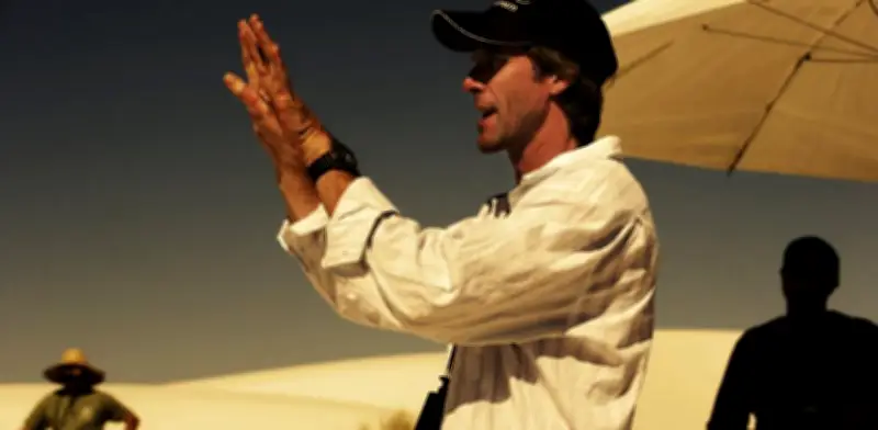 Michael Bay llevará al cine el rescate de dos pilotos de EE.UU. en Irán