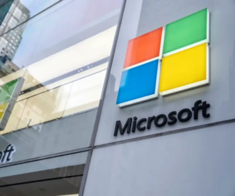 Microsoft considera abandonar su objetivo de energía limpia por centros de datos