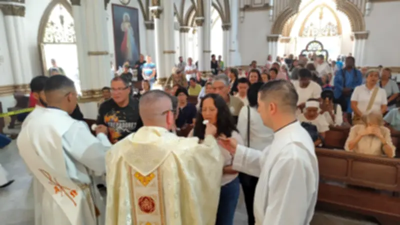 Misa de desagravio en La Ermita de Cali tras actos vandálicos