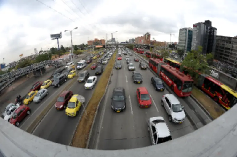 Movilidad en Bogotá: pico y placa y cierres viales este 14 de mayo